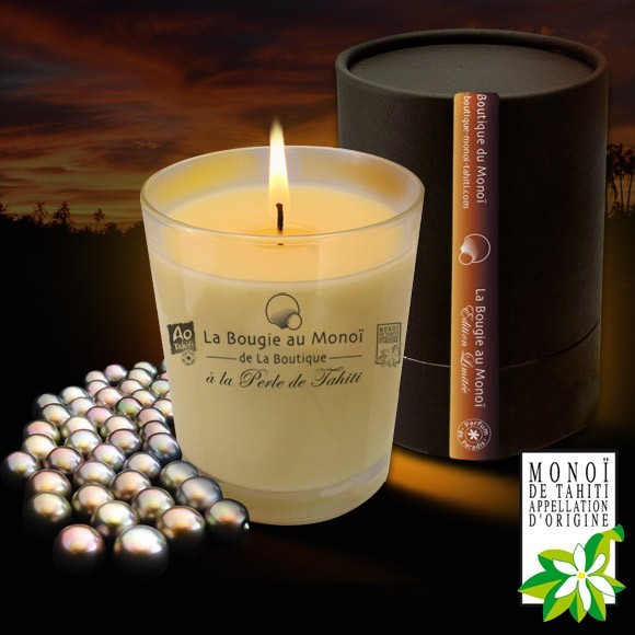 Une perle de tahiti dans la bougie au monoi ao coffret 180g Une perle de tahiti dans la bougie au monoi ao coffret 180g