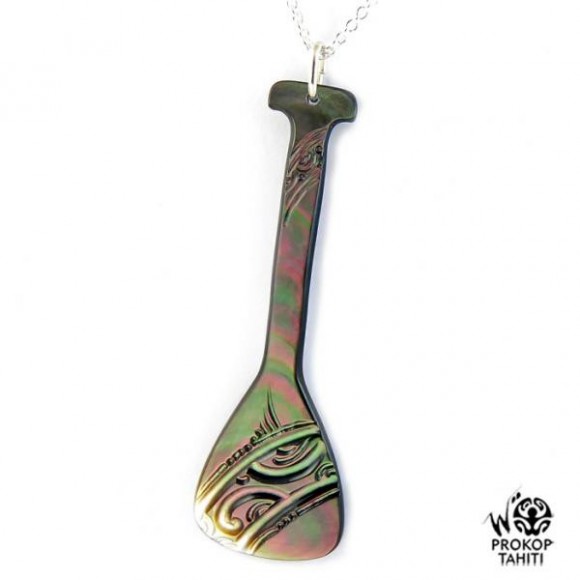 Chaine argent xl pendentif nacre gravee rame va'a prokop c8 Chaine argent xl pendentif nacre gravee rame va'a prokop c8