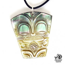 Pendentif nacre gravee prokop tahiti tiki xl tk5