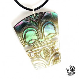 Pendentif nacre gravee prokop tahiti tiki xl tk13