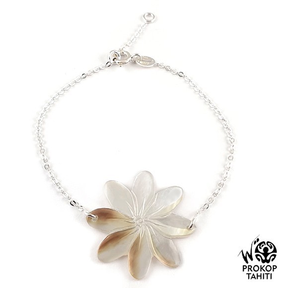 Tahitian Pearl nacre bracelet