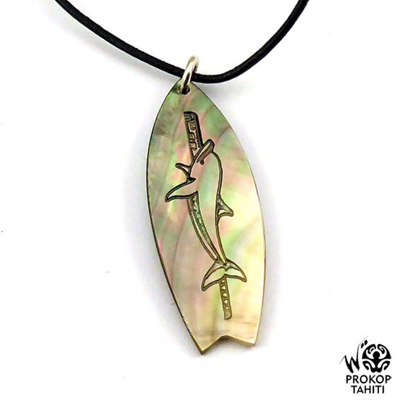 Pendentif nacre gravee prokop tahiti mini surf ps2 Pendentif nacre gravee prokop tahiti mini surf ps2