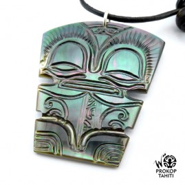 Pendentif Nacre Gravee...