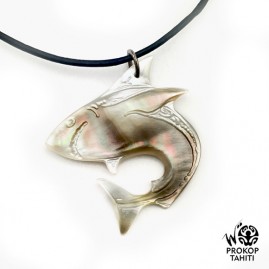 Pendentif Nacre Gravee...