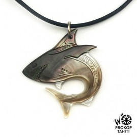 Pendentif Nacre Gravee...