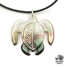 Pendentif Nacre Gravee...