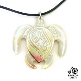 Pendentif Nacre Gravee...