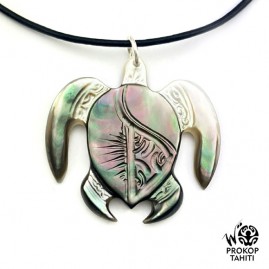 Pendentif Nacre Gravee...
