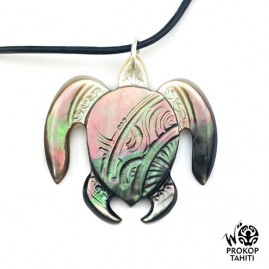 Pendentif Nacre Gravee...