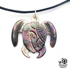 Pendentif Nacre Gravee...