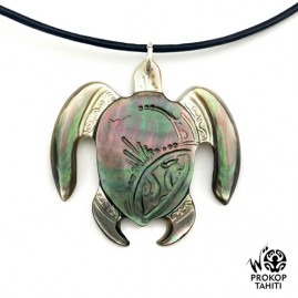 Pendentif Nacre Gravee...