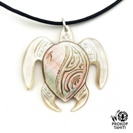 Pendentif Nacre Gravee...