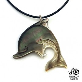 Pendentif Nacre Gravee...