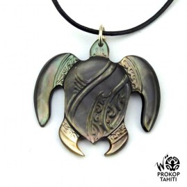 Pendentif Nacre Gravee...