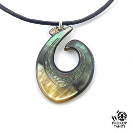 Pendentif Nacre Gravee...