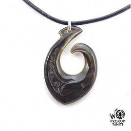 Pendentif Nacre Gravee...