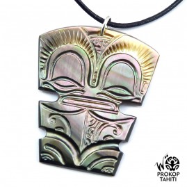 Pendentif Nacre Gravee...