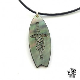 Pendentif Nacre Gravee...