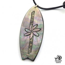Pendentif Nacre Gravee...