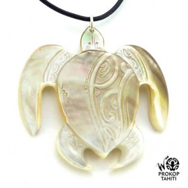 Pendentif Nacre Gravée...